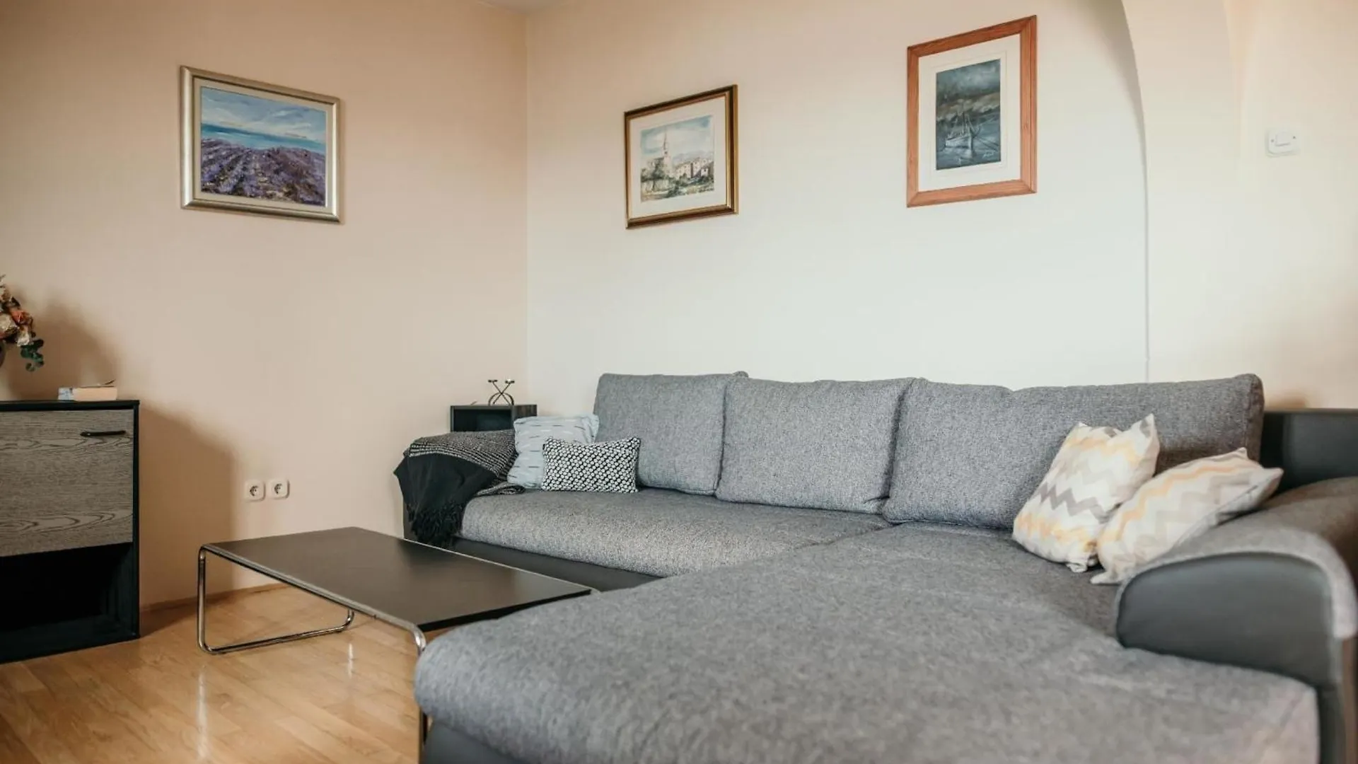 Apartment Ferienwohnung Bella Vista In Der Obersten Etage Dramalj