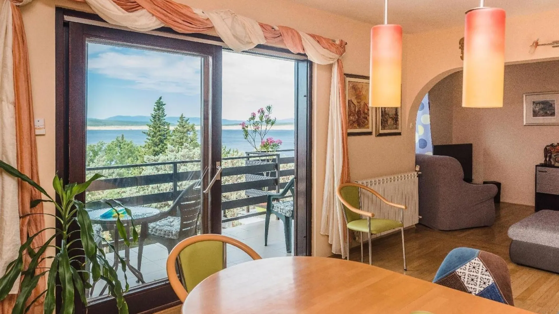 Apartment Ferienwohnung Bella Vista In Der Obersten Etage Dramalj Croatia
